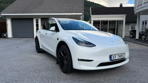 TESLA Model Y Long Range AWD