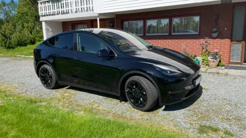 TESLA Model Y Long Range AWD