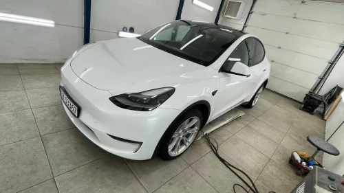 TESLA Model Y Long Range AWD adaptiv cruisekontroll ryggekamera henge