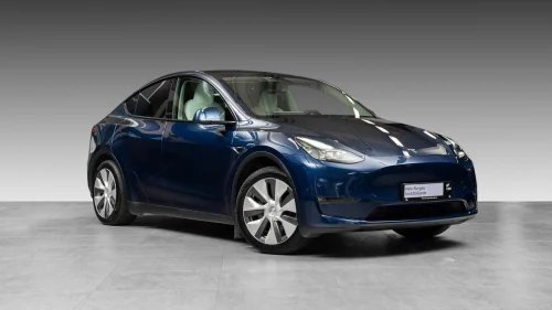 TESLA Model Y LONG RANGE AWD Premium/Krok/AP/ACC/Skinn/Keyless/Kamera