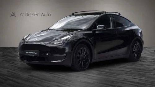 TESLA Model Y LONG RANGE AWD - AP - HIFI - VINTER - H.FESTE - MCU3 ++