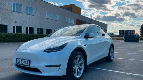 TESLA Model Y Long Range AWD