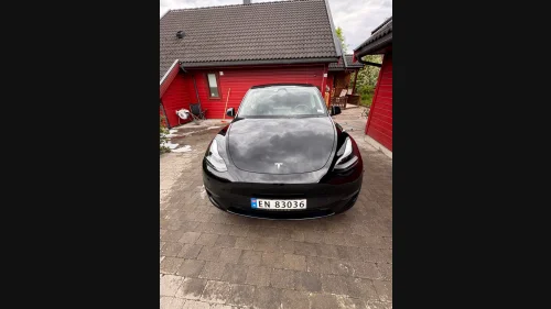 TESLA Model Y Long Range AWD
