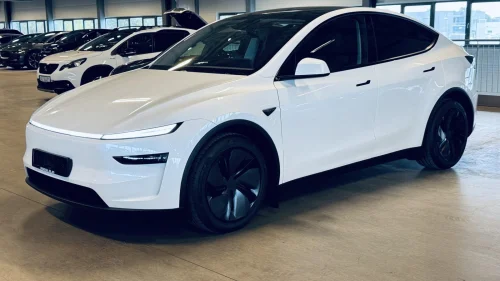 TESLA Model Y LONG RANGE - 4WD - HENGERFESTE - JUNIPER