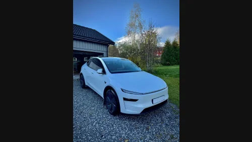 TESLA Model Y Long Range Juniper/AWD/Vinterhjul Pigg/ACC/Hengerfeste