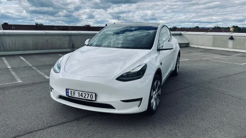 TESLA Model Y Long Range AWD | 1 eier | DITEC Ultra | Nylig EU
