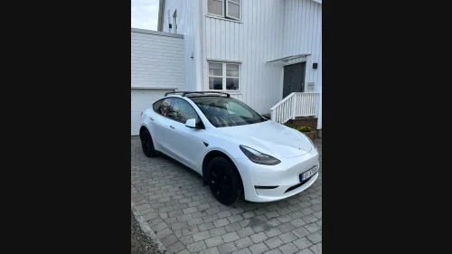 TESLA Model Y Long Range AWD