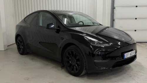 TESLA Model Y Long Range AWD Autopilot 360kam Pano Krok 1-eier