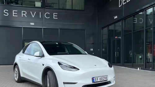 TESLA Model Y Long Range AWD
