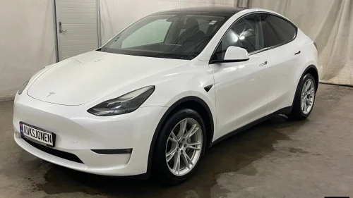 TESLA Model Y LR AWD AUTOPILOT HENGERFESTE PREMIUM LYD VARMEPUMPE