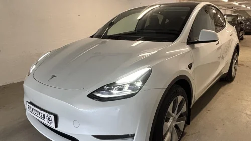 TESLA Model Y LONG RANGE AWD/PREMIUM/PANO/ACC/V.PUMPE/KROK 1300 KM!