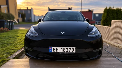 TESLA Model Y Long Range AWD