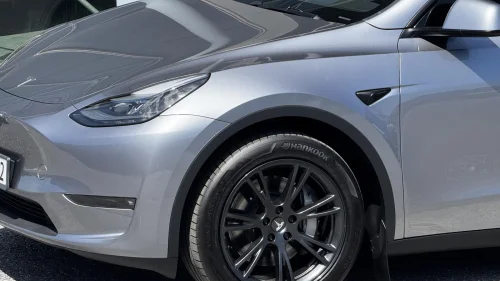 TESLA Model Y SJEKK FARGE - LR - 4WD -Hengerfeste - S OG V hjul++