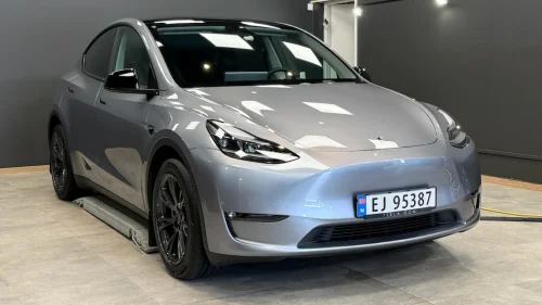 TESLA Model Y Long Range AWD