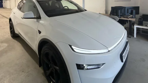 TESLA Model Y LR AWD Premium KROK/PANORAMA/360/AP/NY POLERT!