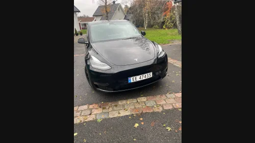 TESLA Model Y Long Range AWD