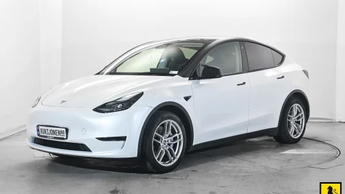 TESLA Model Y LR AWD HENGERFESTE PANORAMA AUTOPILOT VARMEPUMPE PREMIU