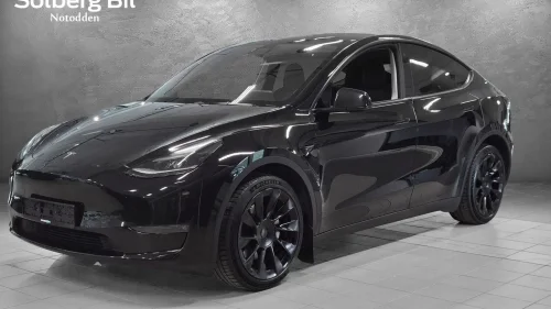 TESLA Model Y Long Range AWD/Pano/AP/H.Feste/R.kamera++