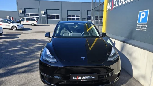 TESLA Model Y Long Range AWD | Skinn | AP | Facelift | H.F | Rattvarm