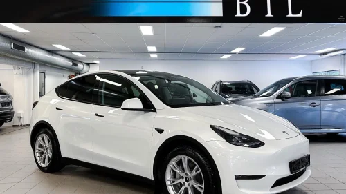 TESLA Model Y LR DM 4WD AUTOPILOT HENGERFESTE - TAR INNBYTTE!