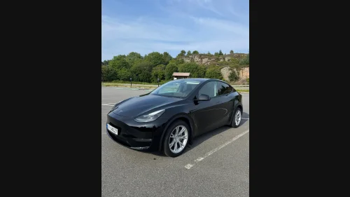 TESLA Model Y Long Range AWD