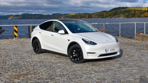 TESLA Model Y Long Range AWD