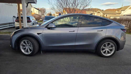 TESLA Model Y Long Range AWD