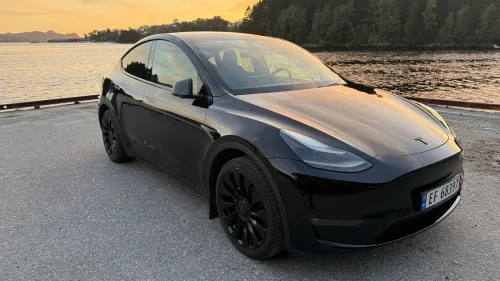 TESLA Model Y Long Range AWD