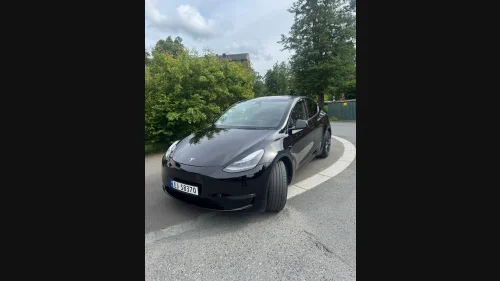 TESLA Model Y Long Range AWD