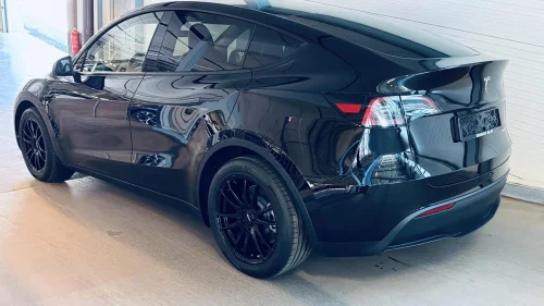 TESLA Model Y LONG RANGE - 4 WD - LEASING FIRMA / PRIVAT