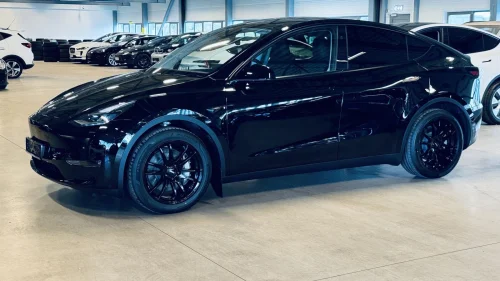 TESLA Model Y LONG RANGE - 4WD - HENGERFESTE - Tar innbytte