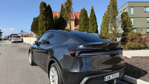 TESLA Model Y LR-AWD|Juniper|Krok|AP|S-V|600km|G-matter