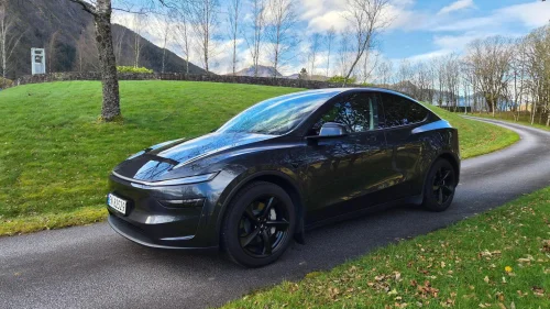 TESLA Model Y Long Range AWD