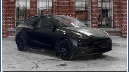 TESLA Model Y LongRange - AWD - Autopilot - Hengerfeste - 533 km -