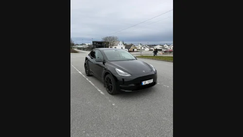 TESLA Model Y Long Range AWD