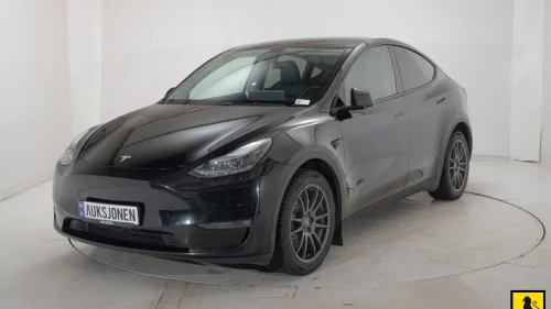 TESLA Model Y LR AWD AUTOPILOT ACC PANO PREMIUM LYD VARMEPUMPE
