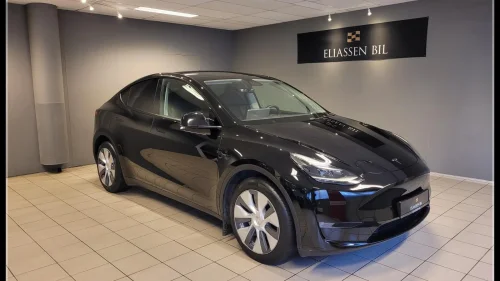 TESLA Model Y Long Range AWD Premium /Autopilot /Sort Skinn /H.Feste