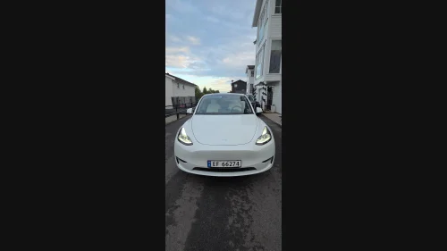 TESLA Model Y Long Range AWD