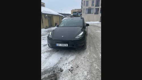 TESLA Model Y Long Range AWD