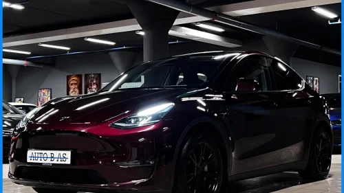 TESLA Model Y LR - AWD - Midnight Cherry Red - Norsk - 1eier