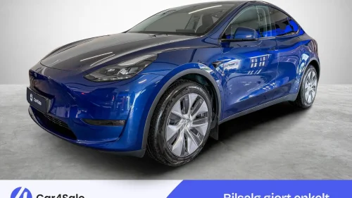 TESLA Model Y Long Range AWD 533km /Autopilot /V.Pumpe /1-eier /360 +