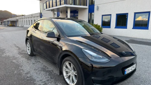 TESLA Model Y Long Range AWD Autopilot/Krok/Varmepumpe/Panorama
