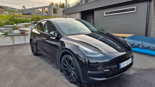 TESLA Model Y Long Range AWD