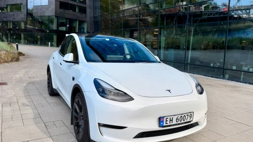 TESLA Model Y Long Range AWD