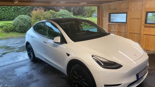 TESLA Model Y Long Range AWD