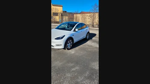TESLA Model Y Long Range AWD