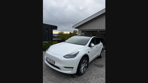 TESLA Model Y Long Range AWD