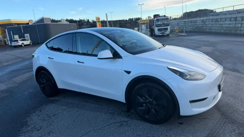 TESLA Model Y Long Range AWD
