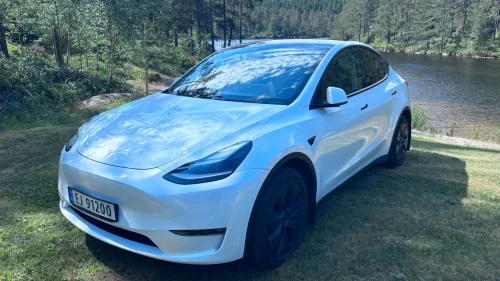 TESLA Model Y Long Range AWD