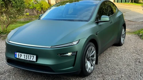 TESLA Model Y Long Range AWD